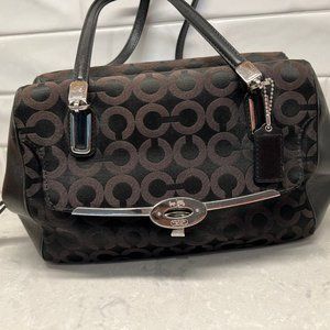 Coach Signature Satchel Bag - Zip Closure - Coach Handbag